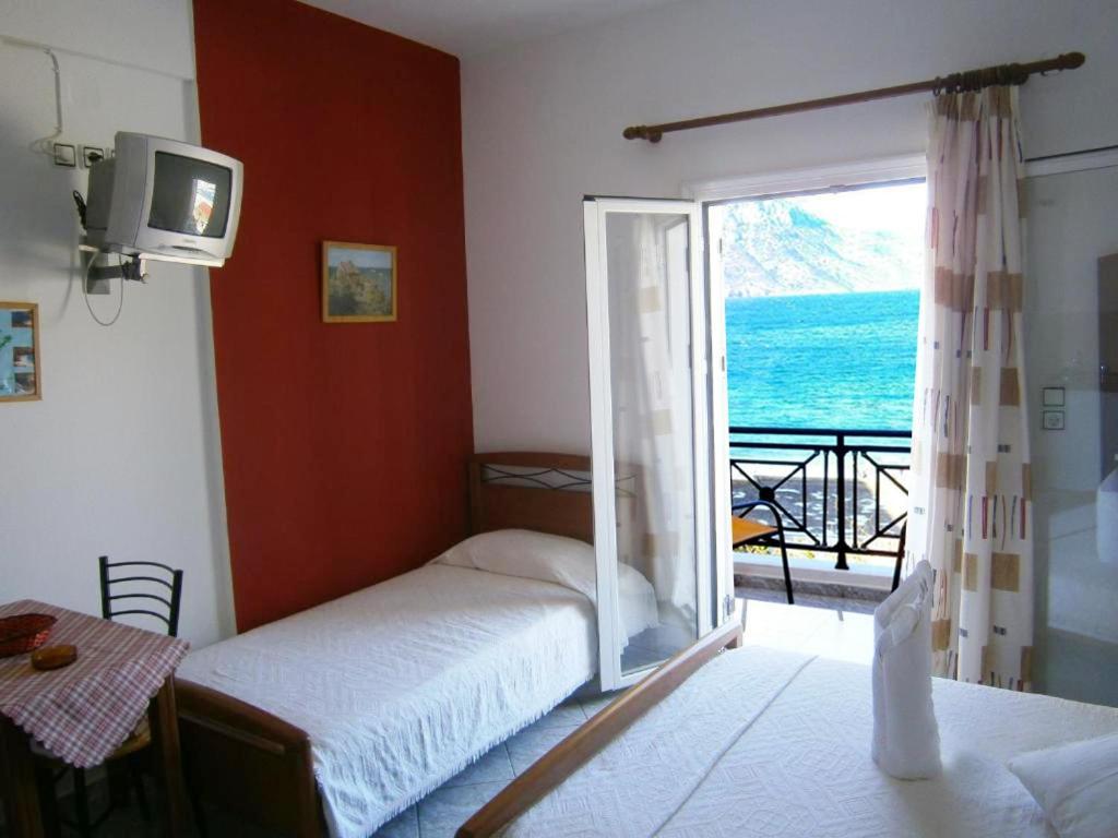 Costareli Aparthotel Fourni Ikarias Exterior foto
