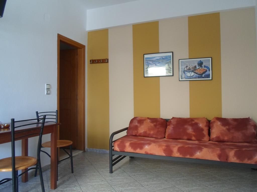Costareli Aparthotel Fourni Ikarias Exterior foto