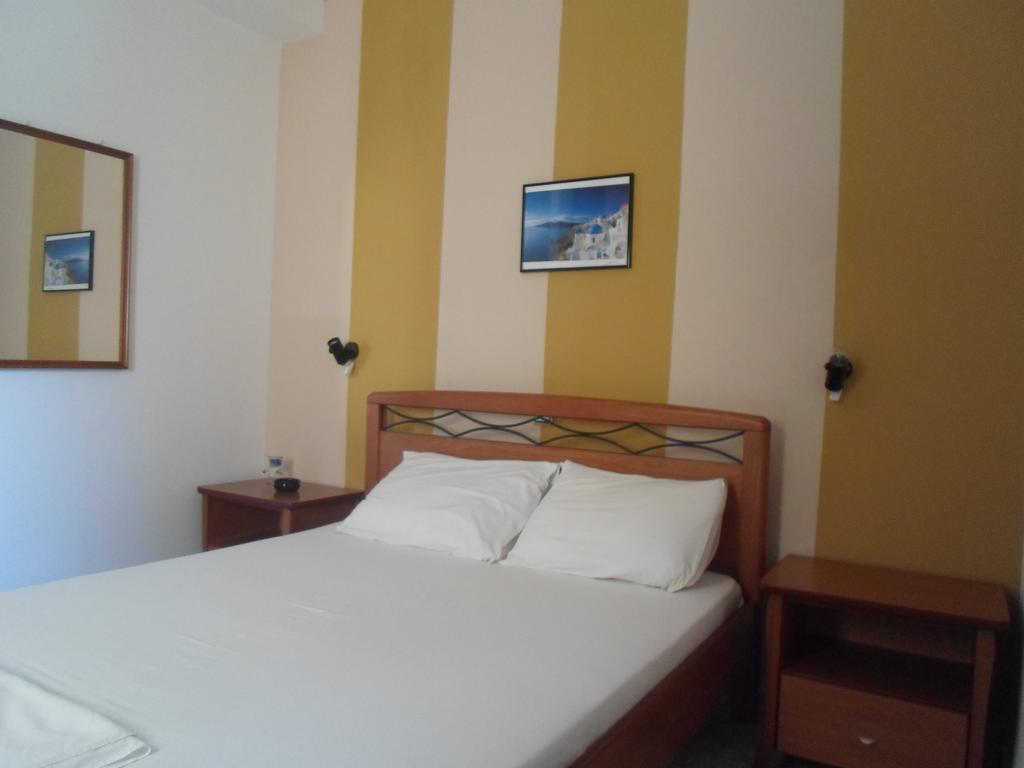 Costareli Aparthotel Fourni Ikarias Exterior foto